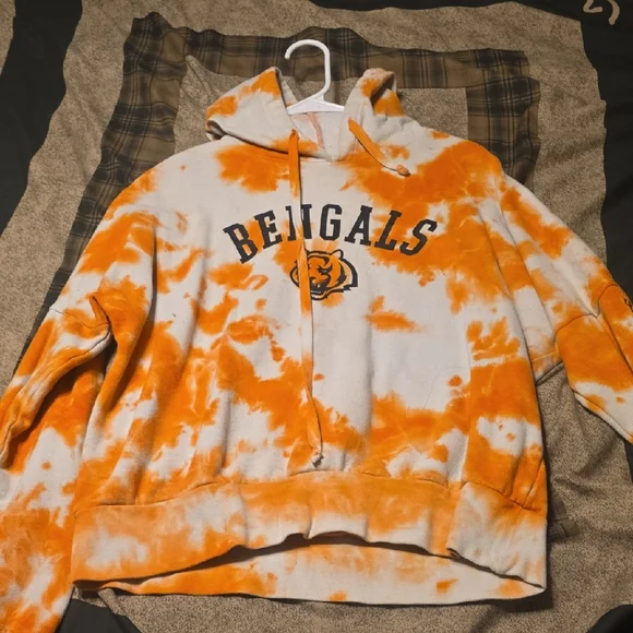 NFL Team Apparel Orange and White Hoodie Worn Few Times - Picture 1 of 3